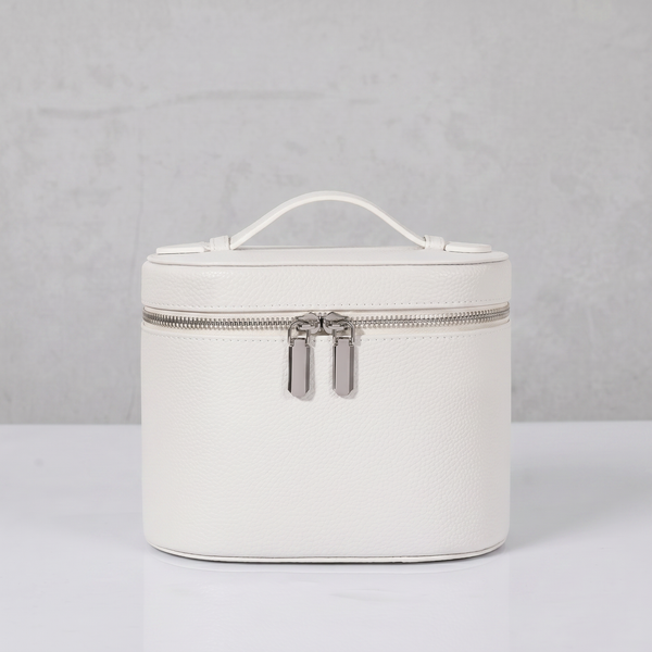 VaniCase kosmetyczka premium w stylu old money — widok z bliska